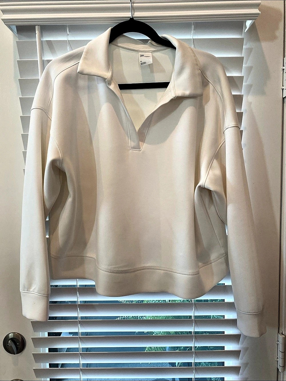 All in Motion Women's Airy Sleek Legging Friendly Half Zip Sweatshirt Half-Zip